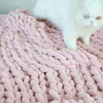 Chenille Chunky Knit Throw Light Pink 30x40