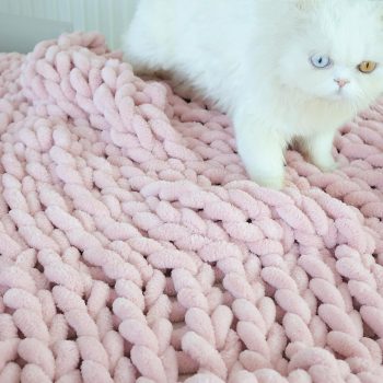 Chenille Chunky Knit Throw Light Pink 30x40